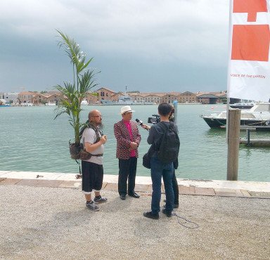 Spektakel zwischen Kunst und Kommerz: Biennale di Venezia, hier 2013; Foto Stefan Kobel