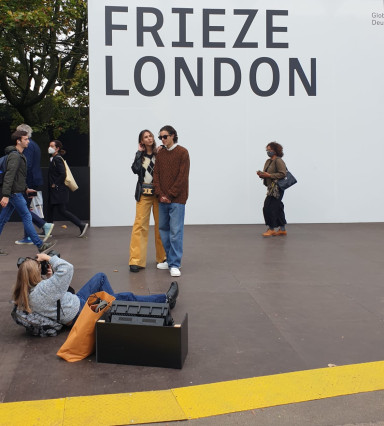 Frieze London 2021; Foto Stefan Kobel
