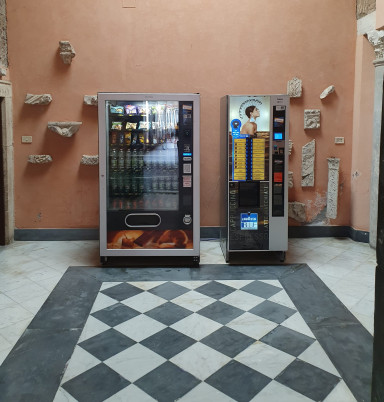 Then and now; photo Stefan Kobel