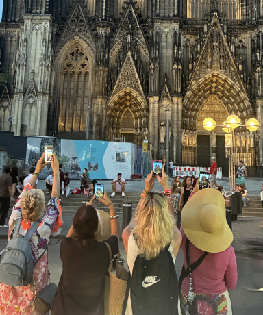 Holiday season at Cologne Cathedral; Photo: Stephan Zilkens